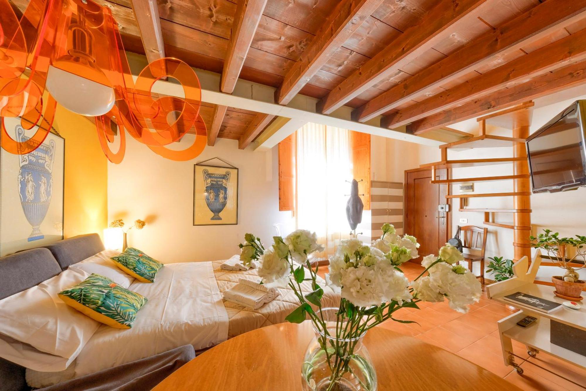 La Casa Di Dante Alighieri Apartment Флоренция Екстериор снимка